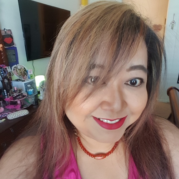 Meet your Posher, Marites - Picture 3 of 6